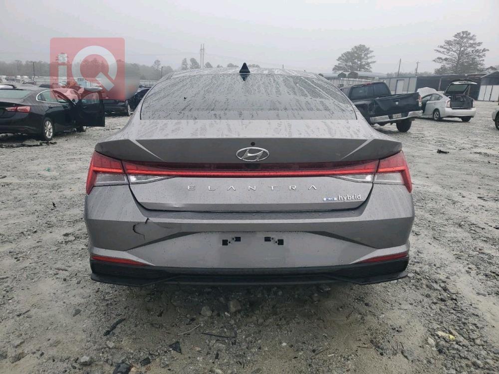 هیۆندای ئەلەنترا